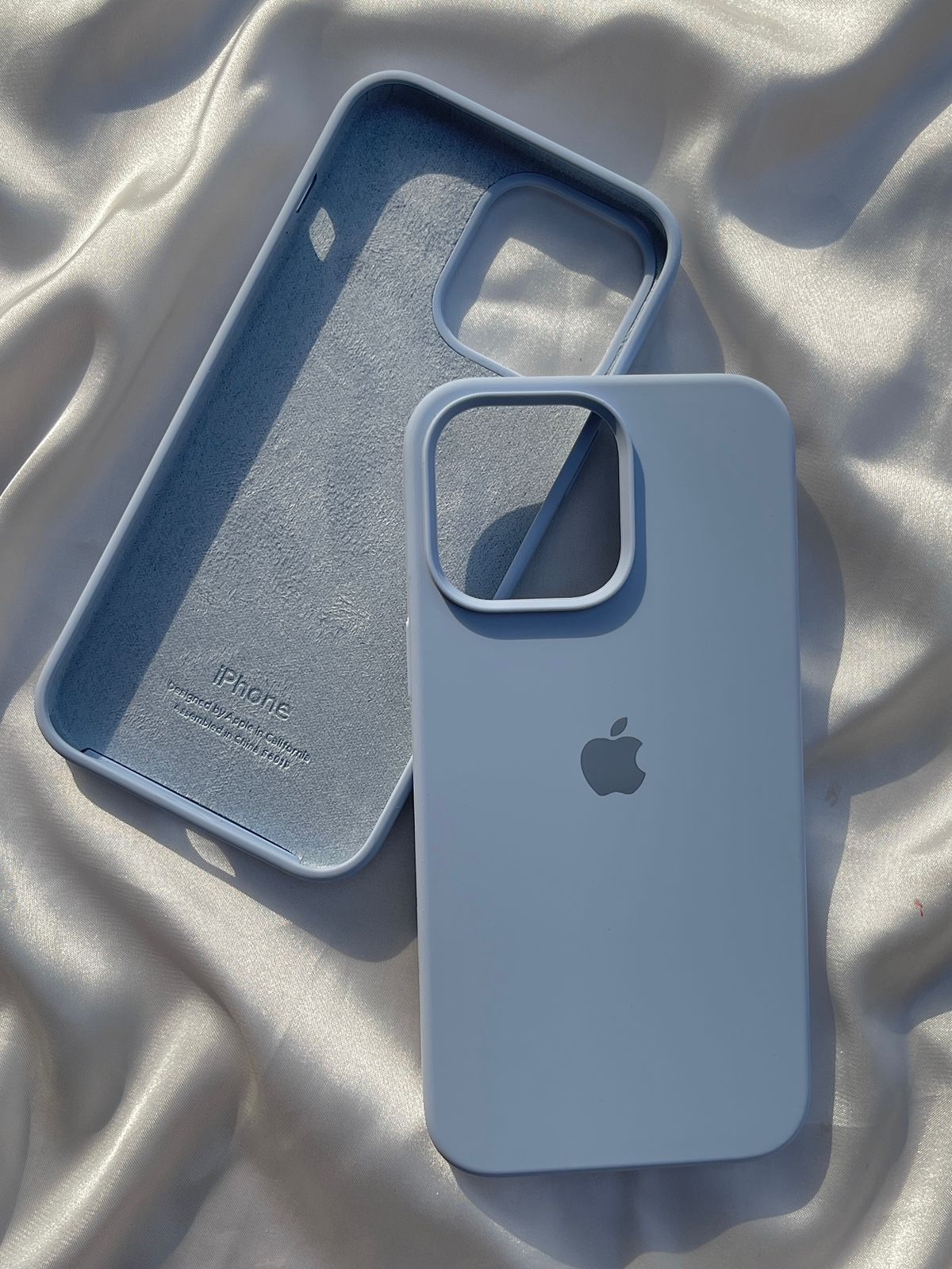 Official iPhone Silicone Case – Premium Protection & Sleek Design