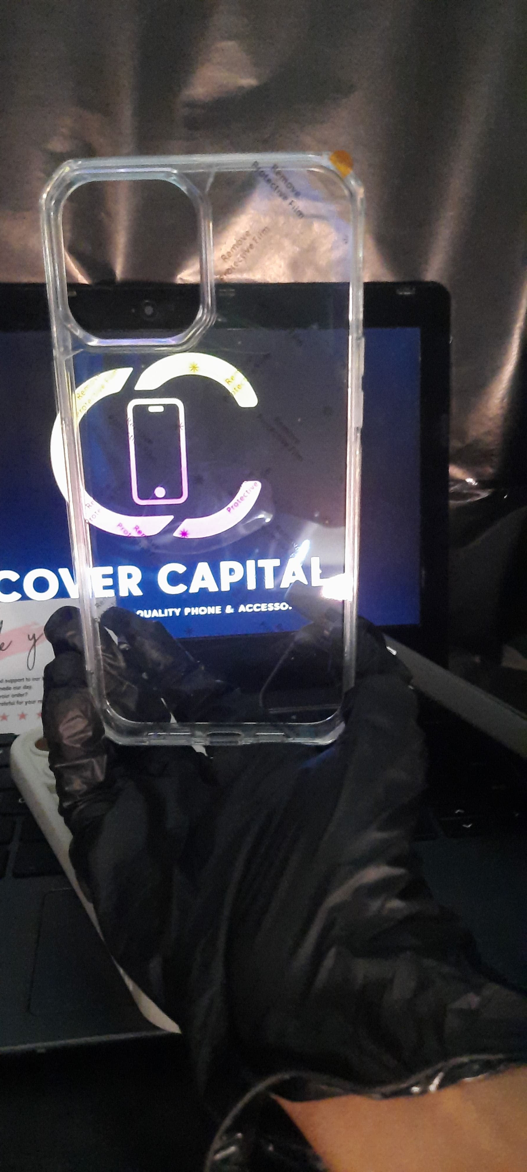 MagSafe Transparent Case – Crystal Clear Protection & Seamless Charging