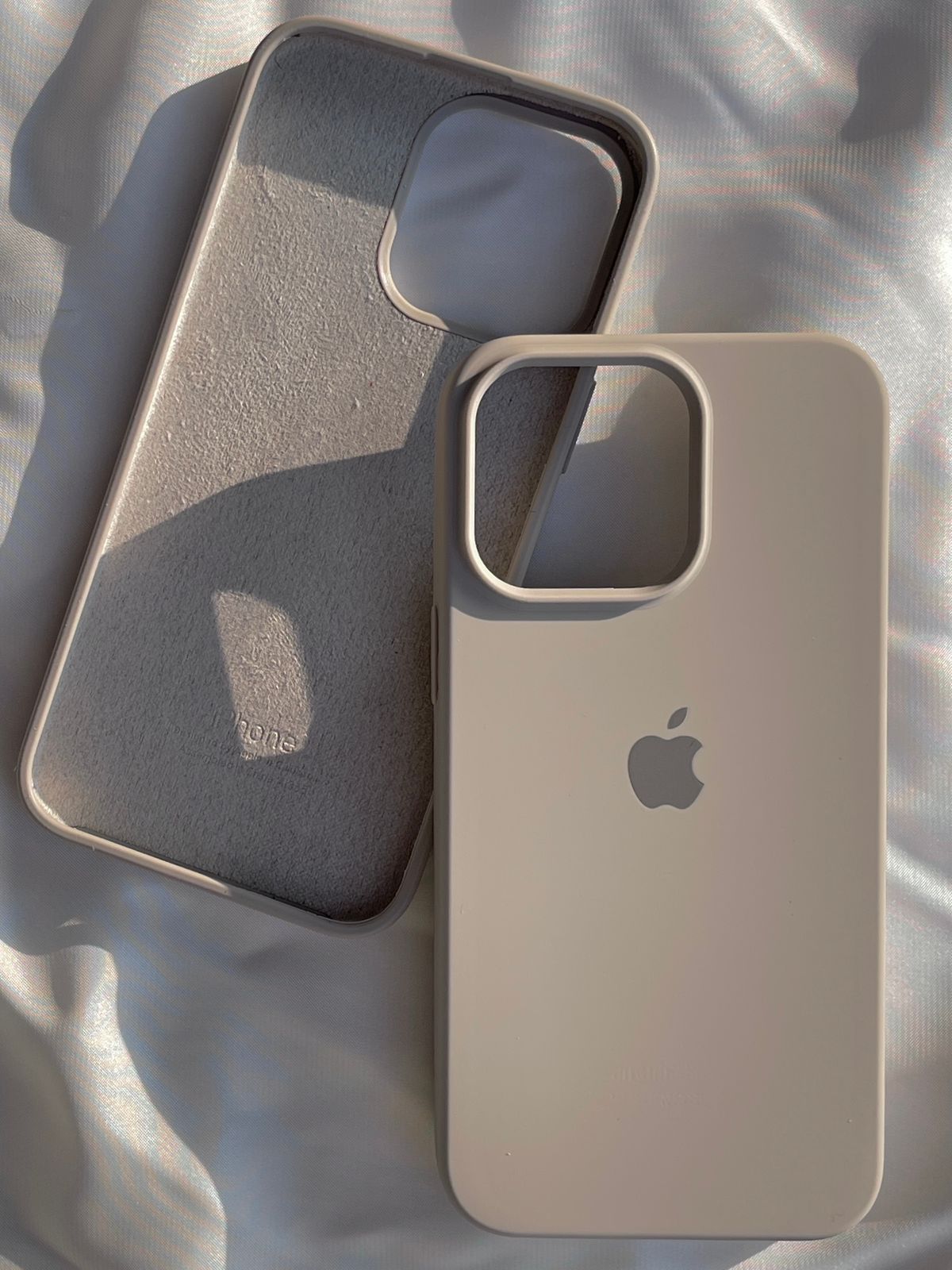Official iPhone Silicone Case – Premium Protection & Sleek Design